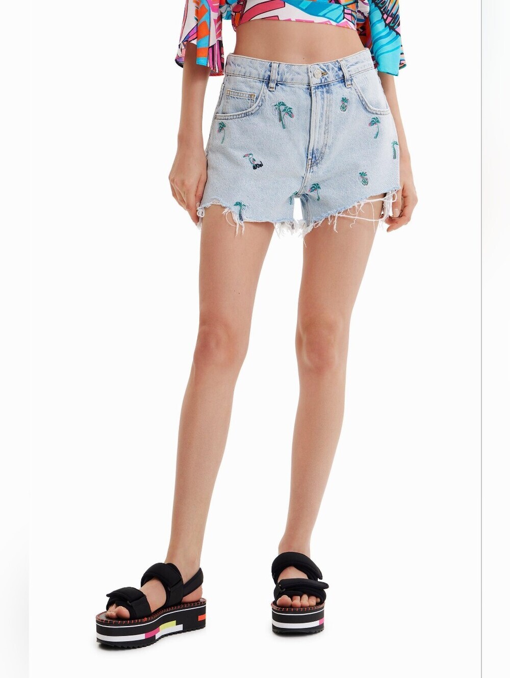 Desigual Milano Denim Mini Shorts with Tropical Embroidery Size 34 = 2 Or XS